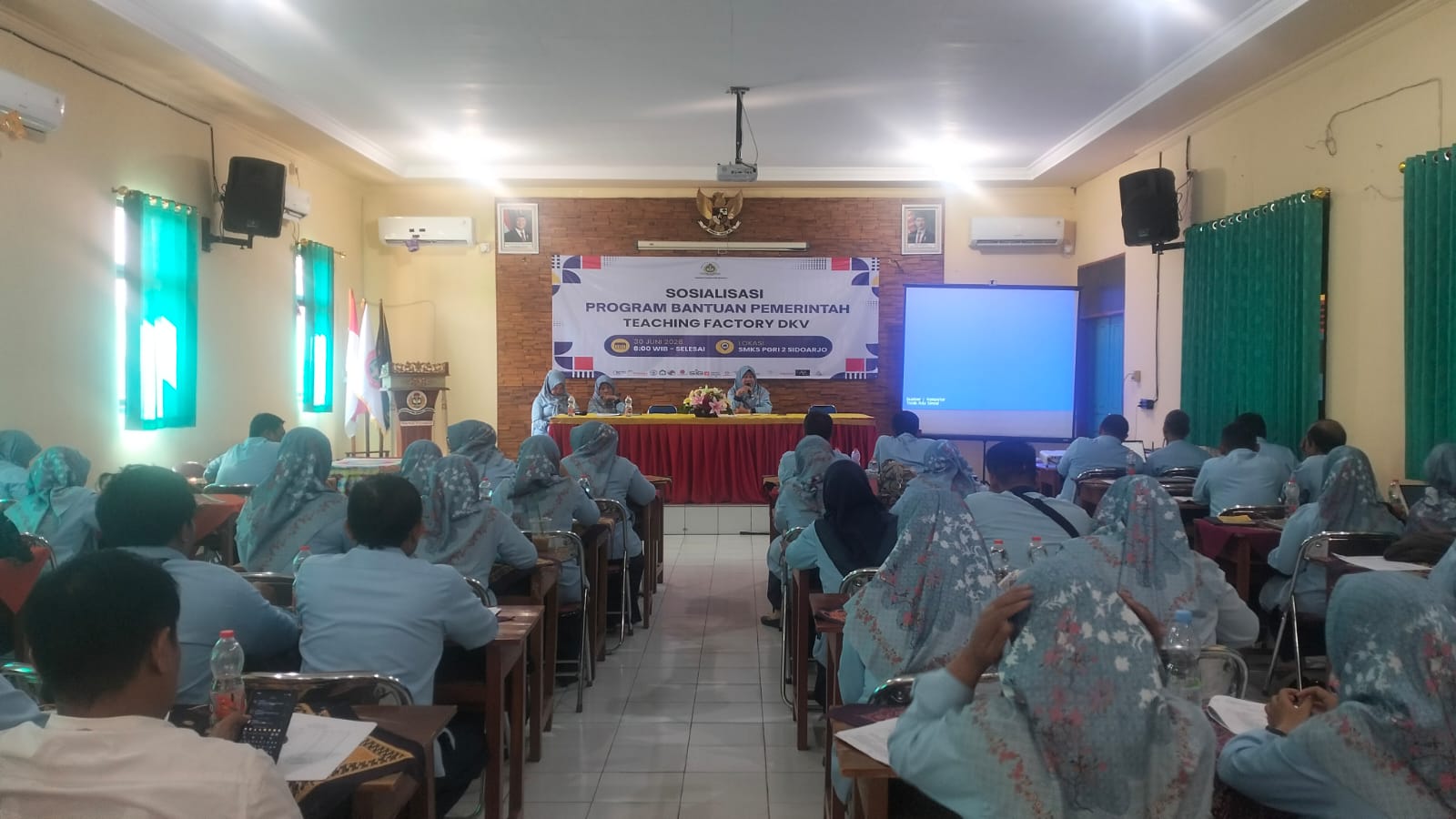 RAPAT DINAS SMK PGRI 2