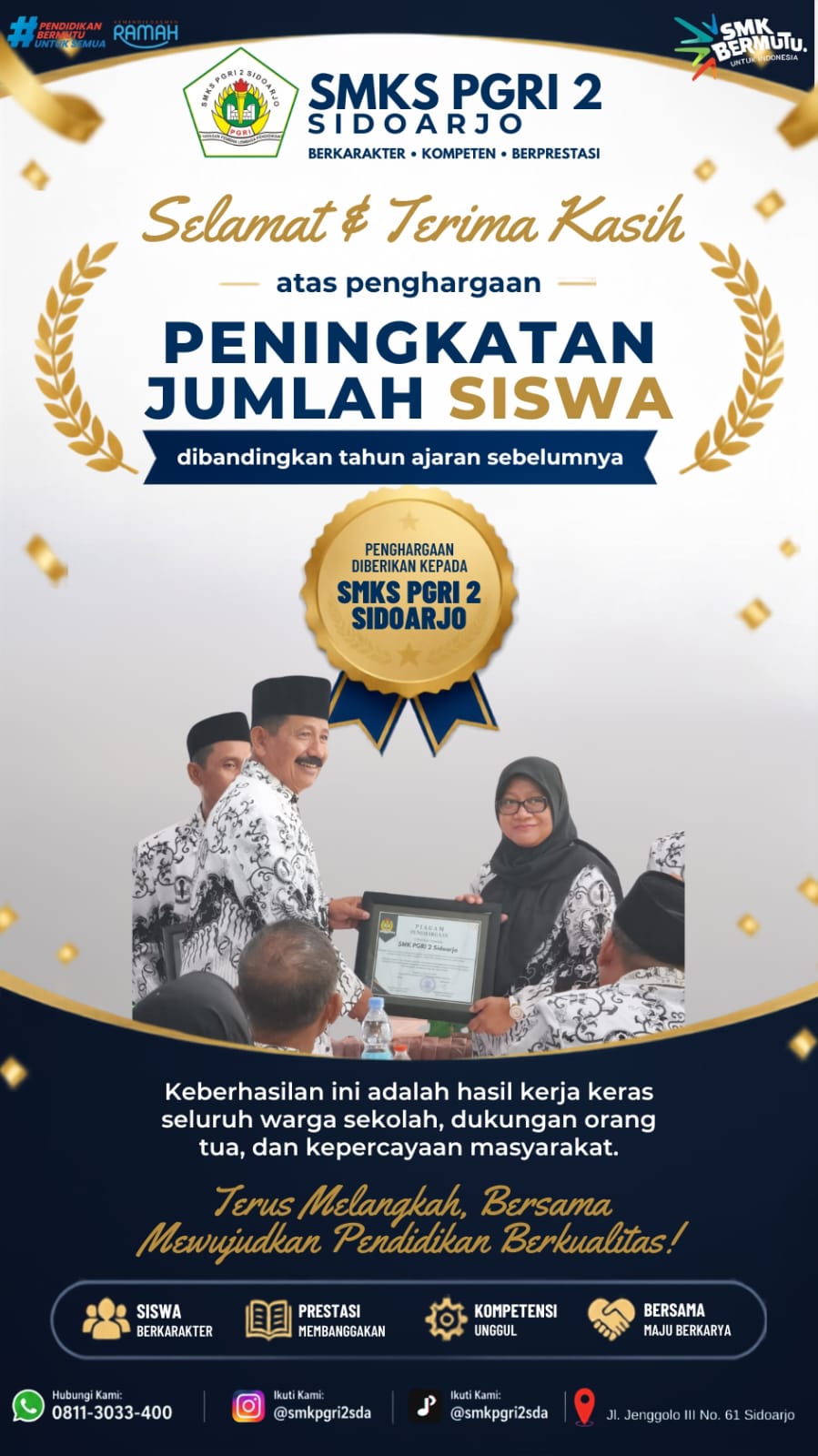PENGHARGAAN PENINGKATAN JUMLAH SISWA DARI TAHUN SEBELUMNYA OLEH PERWAKILAN YPLP KAB SIDOARJO