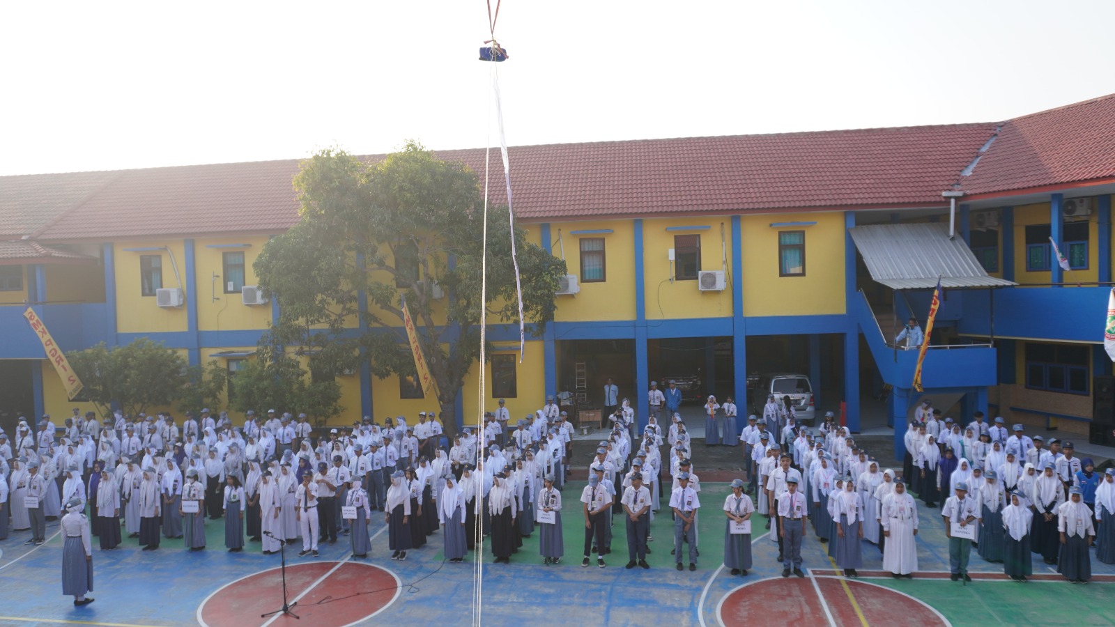 UPACARA PEMBUKAAN MPLS RAMAH SMKS PGRI 2 SIDOARJO